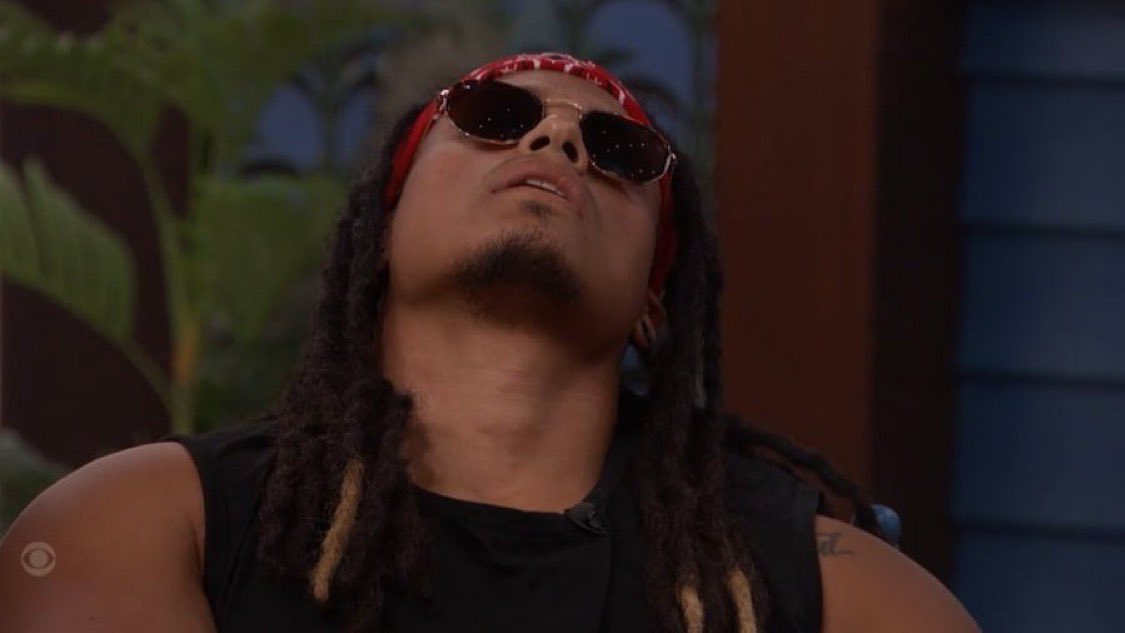 KyngsGalore's tweet image. Jimmy wants a viral moment so bad and keanu has his card everytime #BB27
