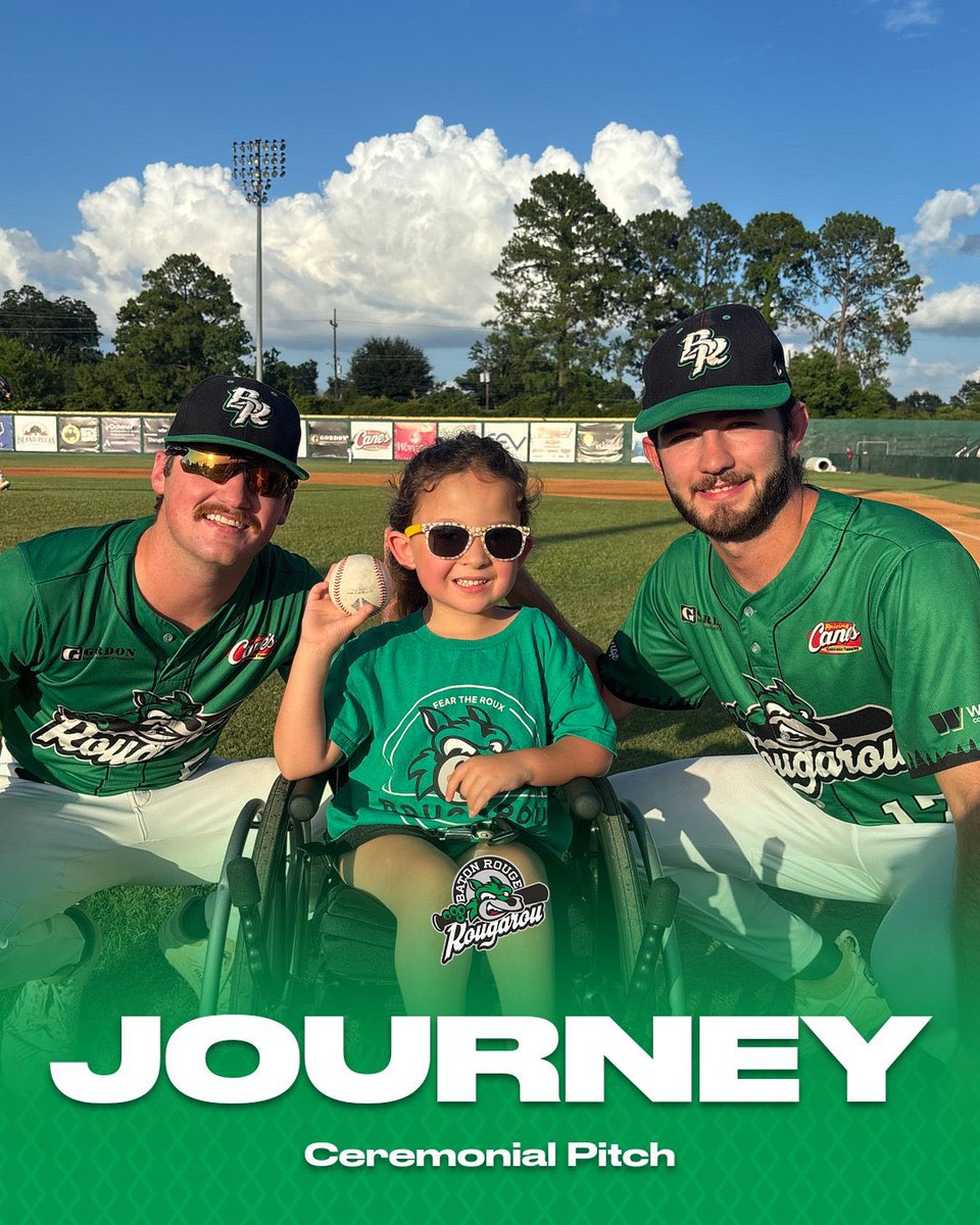BRRougarou's tweet image. Ceremonial Pitches Tonight. Thanks Marcus Thornton and Journey with Rescom
#BatonRougeRougarou #Baseball #TCL #SummerBaseball #Gameday #FirstPitch
#AcadianaCaneCutters #Rescom