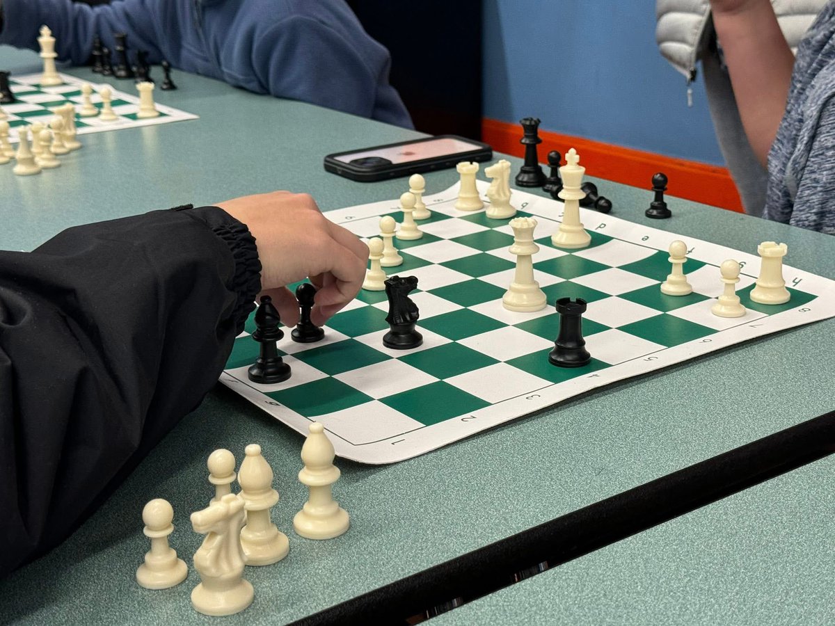 MCCoyCountyExec's tweet image. It's international Chess Day! A perfect time to sharpen your strategy and challenge your mind!
At Albany County Parks & Recreation, we're proud to offer free chess programs that welcome players of all ages and skill levels. Whether you're new to the game or an experienced…