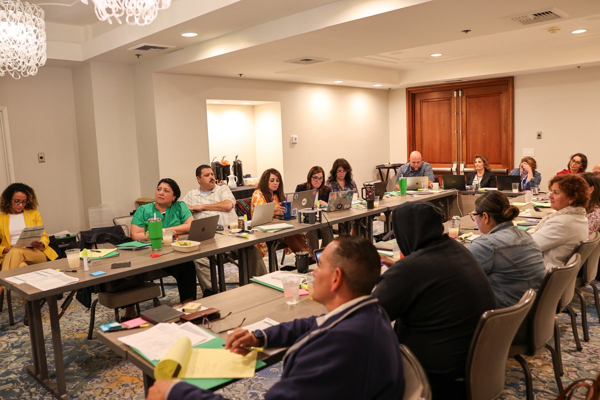 Day 1 of CALSA’s Annual Board of Directors Retreat is in the books! We’re building on the momentum and continuing to advance our mission forward with corazón. 💚💪
#CALSAFamilia #Leadership #StrongerTogether