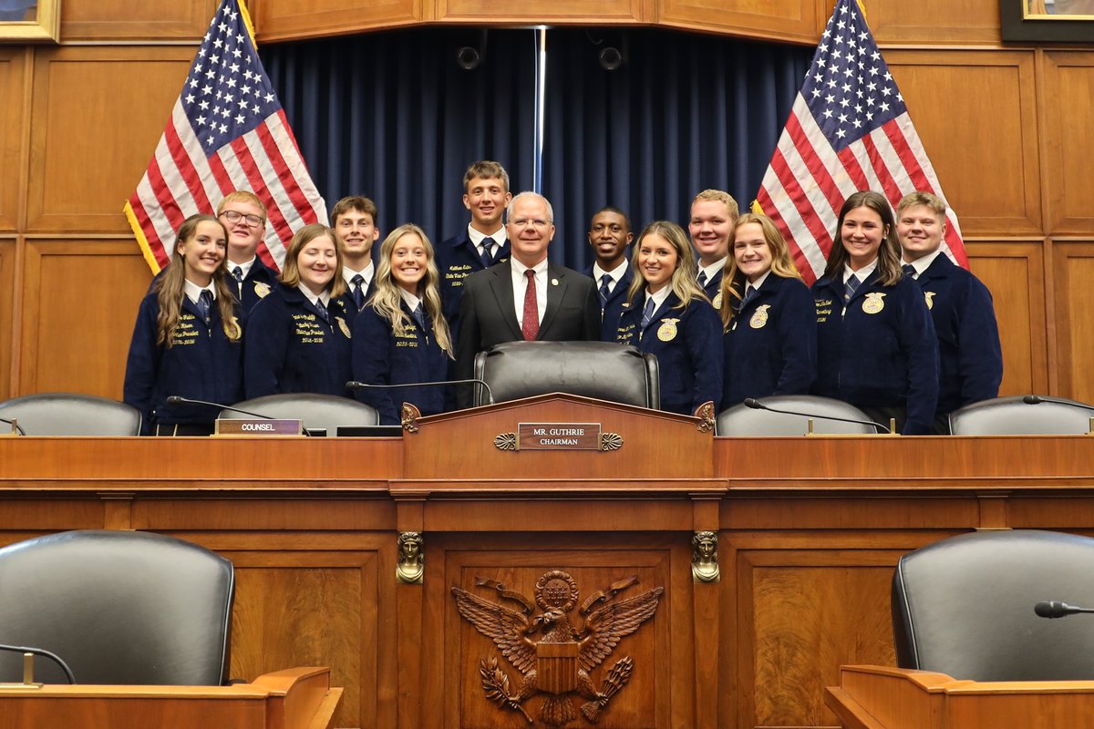 RepGuthrie's tweet image. This week, I hosted various groups from the Commonwealth to hear about the issues that are most important to them. Thank you to the @kysoybean Association, @KentuckyFFA, @KyCECMembership, and KY veterinarians for making the trip to advocate on behalf of Kentuckians.