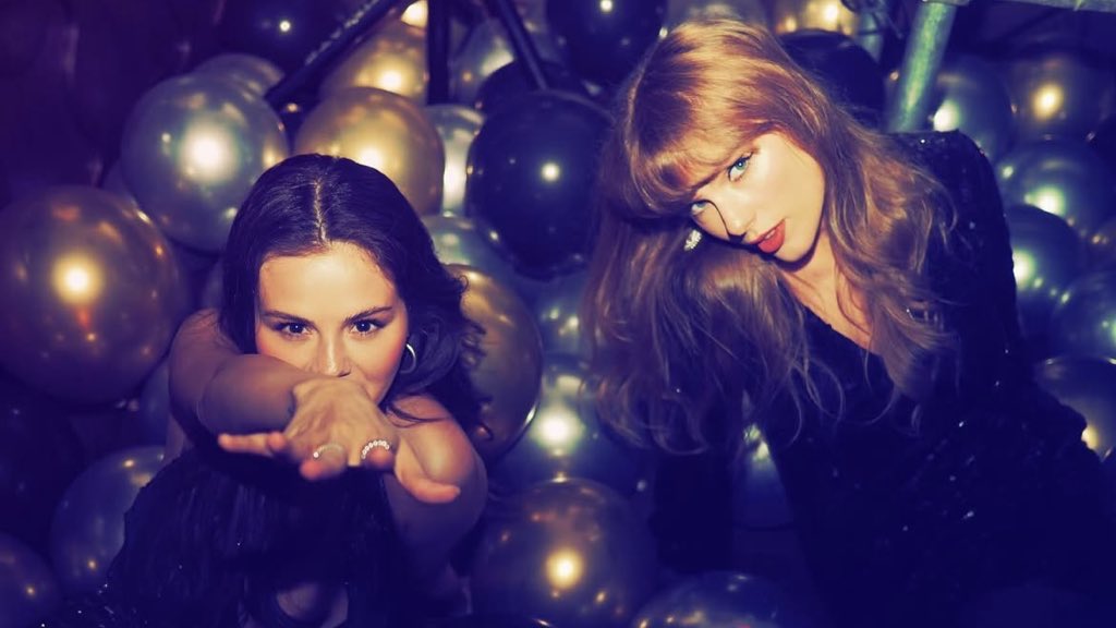 cardigan_swift's tweet photo. They have literally grown up together https://t.co/wysqBh0K1J