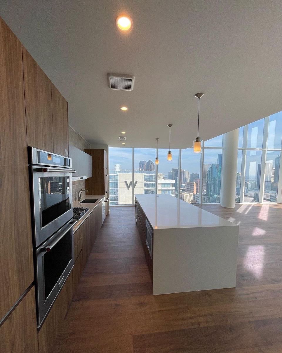 designdeputy's tweet image. Cooking at this height hits different 🍳🌆 Would you trade your ground-floor kitchen for this skyline view?