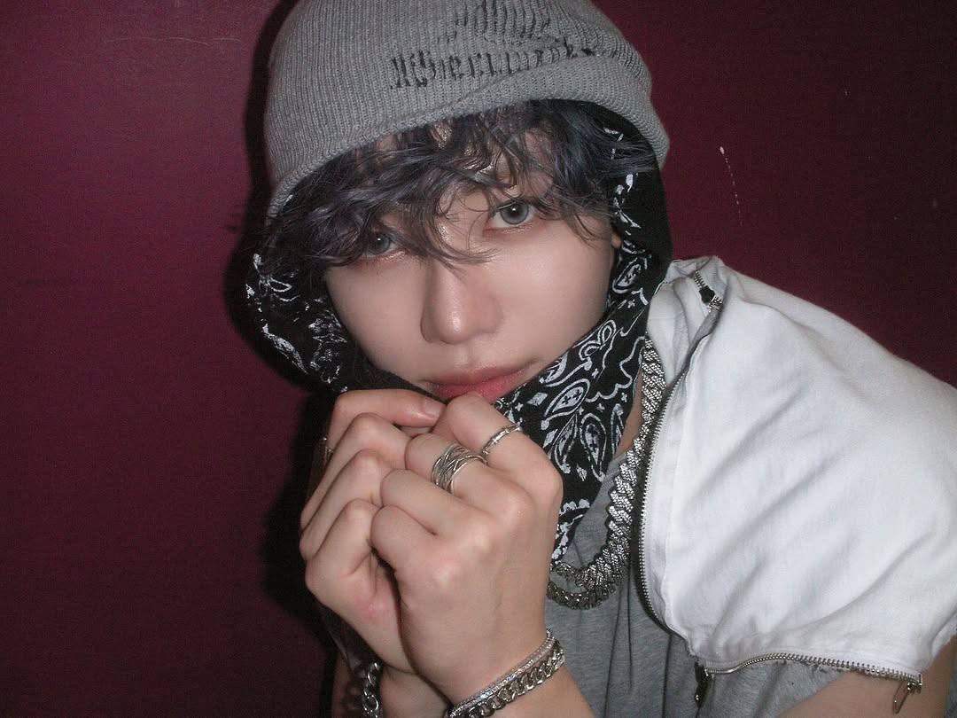 не могла не залипнуть 😔😔