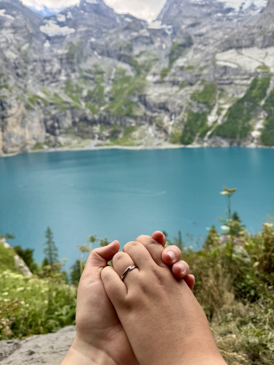 adventureofjolo's tweet photo. Walked the hike, saw the view, got the girl forever ♥️💍 https://t.co/EBYgPEtUHj