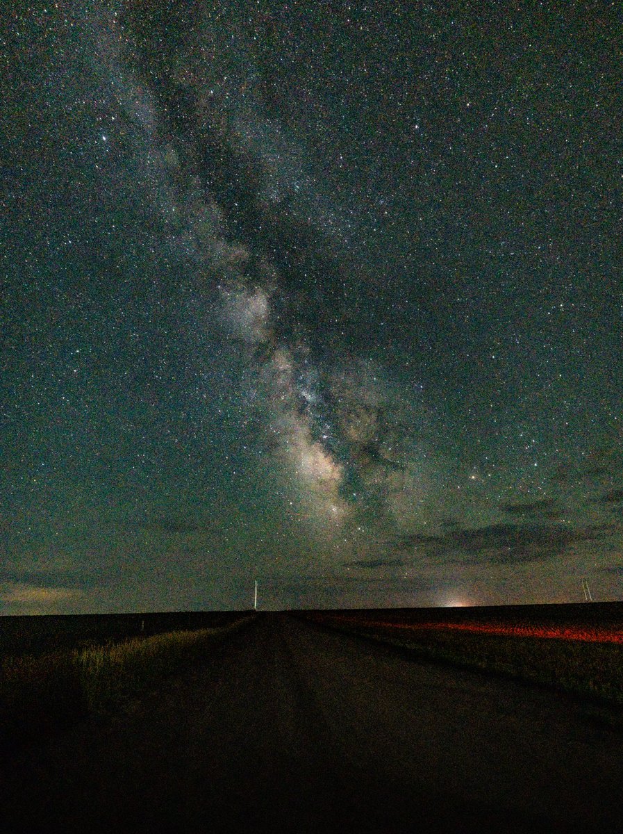 COWeatherguy's tweet image. After a chase yesterday, decided to try and shoot the milky way for the first time! Here it is!