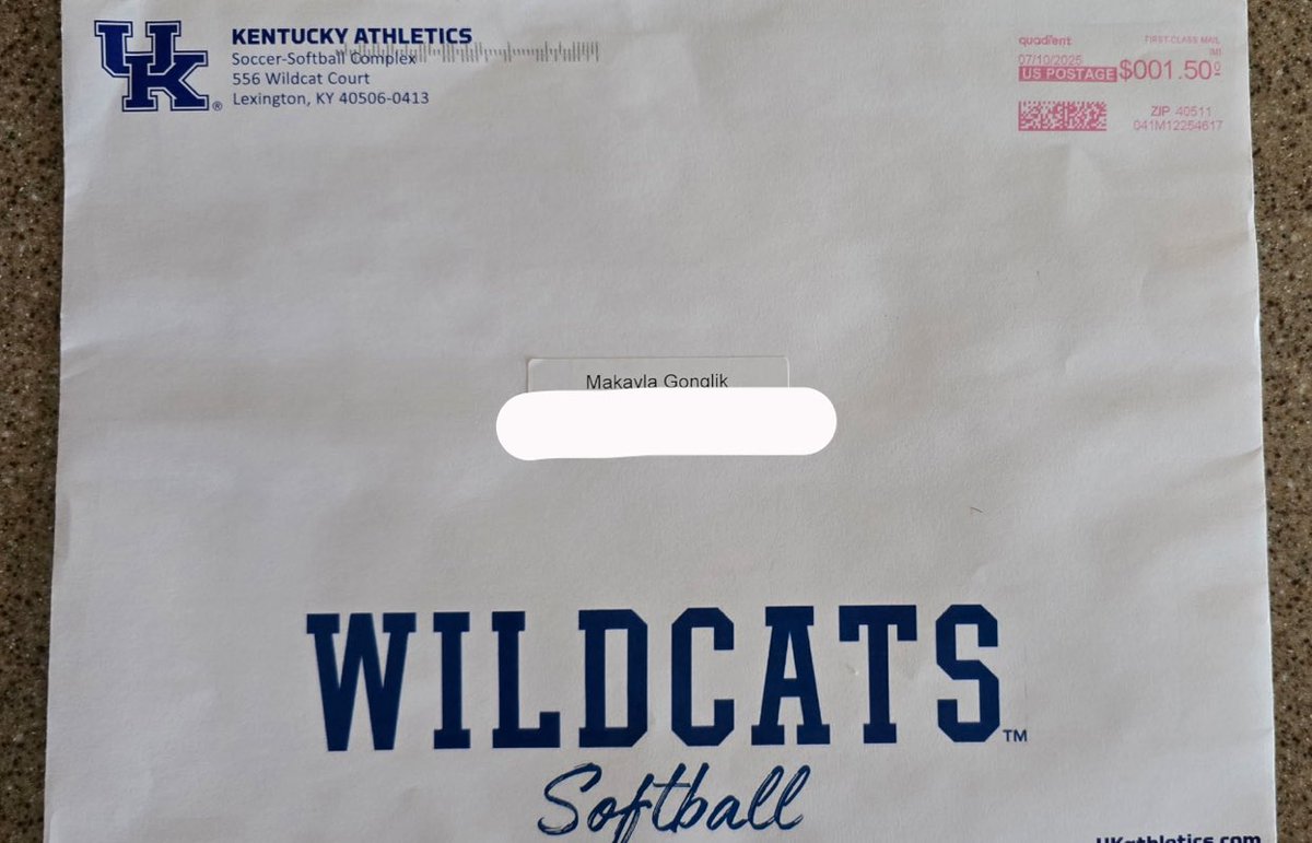 Makayla Gonglik (@makaylagonglik9) on Twitter photo Thank you for the mail!! <a href="/UKsoftball/">Kentucky Softball</a> <a href="/UKCoachLawson/">Rachel Lawson</a> <a href="/UKCoachHimes/">Kristine Himes</a> <a href="/GraceBaalman/">Grace Baalman</a> <a href="/coachjb_18/">Molly Belcher</a> Thank you for the mail!! <a href="/UKsoftball/">Kentucky Softball</a> <a href="/UKCoachLawson/">Rachel Lawson</a> <a href="/UKCoachHimes/">Kristine Himes</a> <a href="/GraceBaalman/">Grace Baalman</a> <a href="/coachjb_18/">Molly Belcher</a>