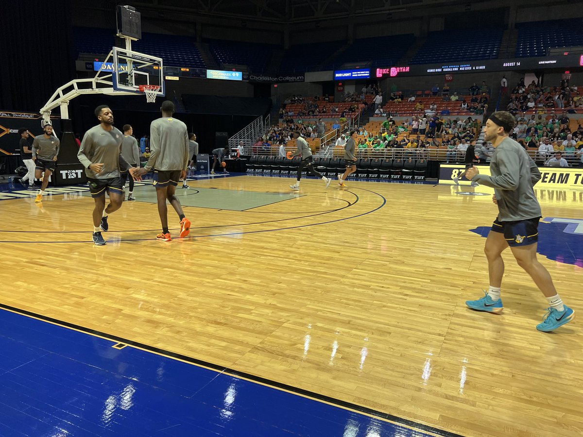 bradhowe07's tweet image. .@thetournament time
Best Virginia @finalfourcast vs Herd That
5pm tip from Charleston.
@TravisJonesPXP and I on the call on radio stations throughout the state and at wvmetronews.com.