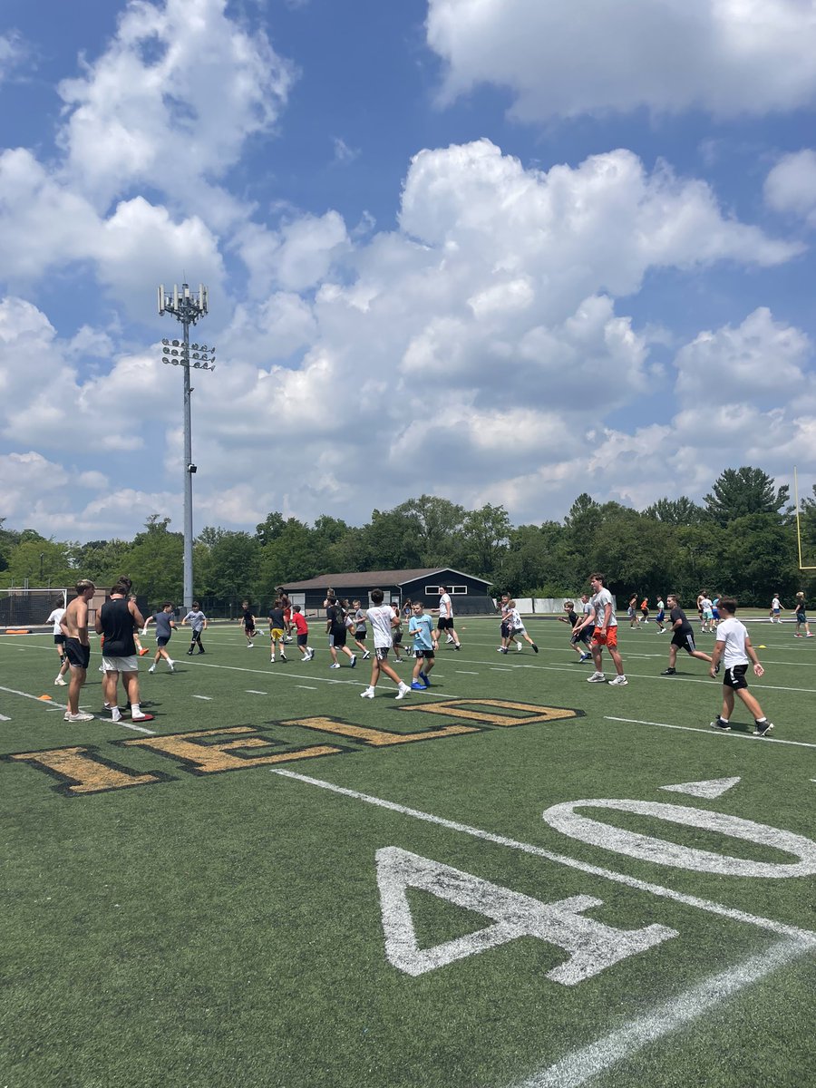 WWSFB's tweet image. Great to have all the future Tigers out at camp! Thanks to all the athletes giving back and serving the young Tigers