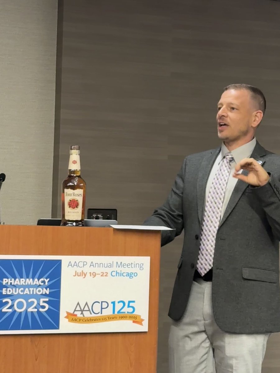 UK_COP's tweet photo. It wouldn’t be a Kentucky session if we didn’t bring bourbon! 🥃 

@ericleewelch shared some examples of pharmacy history—alcohol prescriptions during the Prohibition era. 👀

#PharmEd25 @AACPharmacy https://t.co/rLmViyrO3b