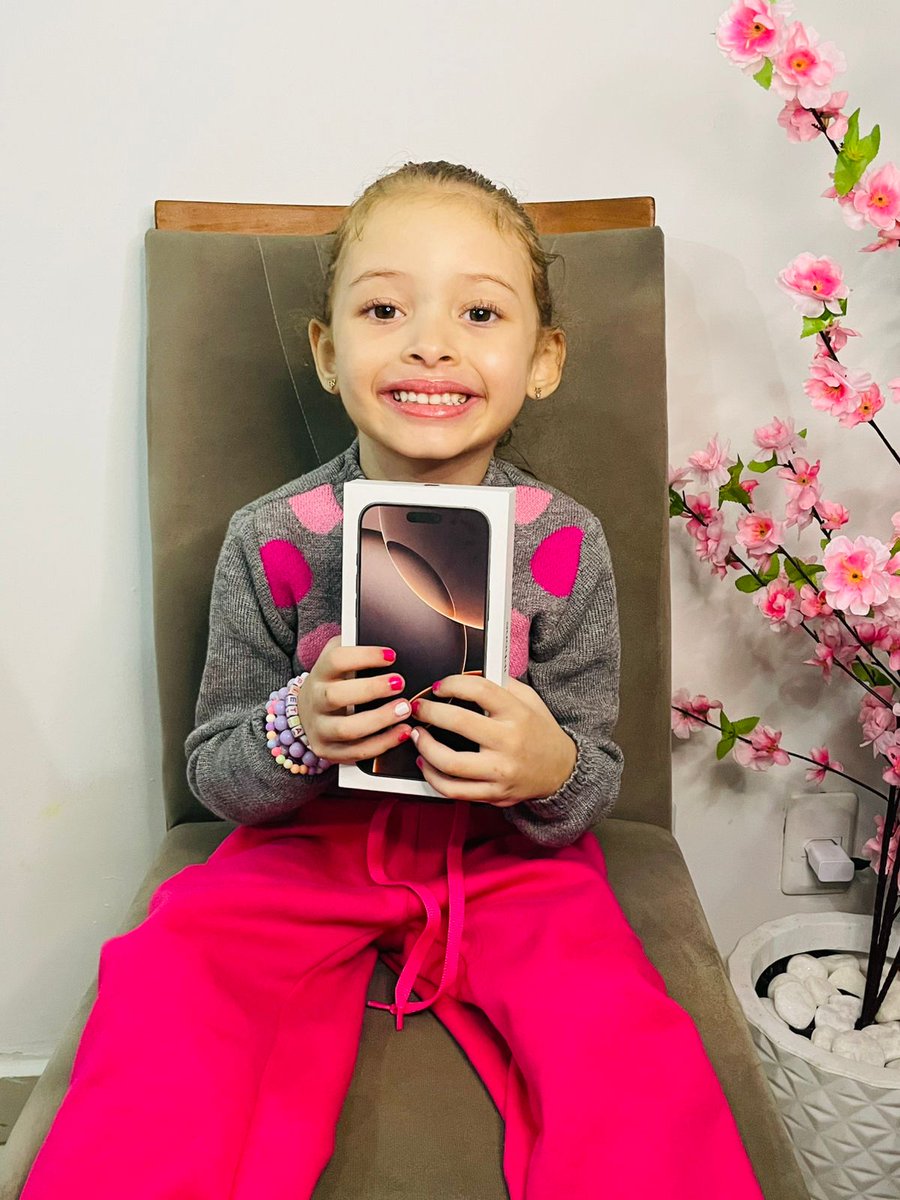 🚨 Reta final da nossa RIFA SOLIDÁRIA! 🚨
Já vendemos 65,5% das cotas! 🙌
Por apenas R$ 15, você concorre a um iPhone 16 Pro Max (vale +7k)! 📱💰
Mais barato que montar uma Super Yankee na Bet365. 😅
E ainda ajuda uma causa especial. 💛

🎟️ Compre a sua ou RT: