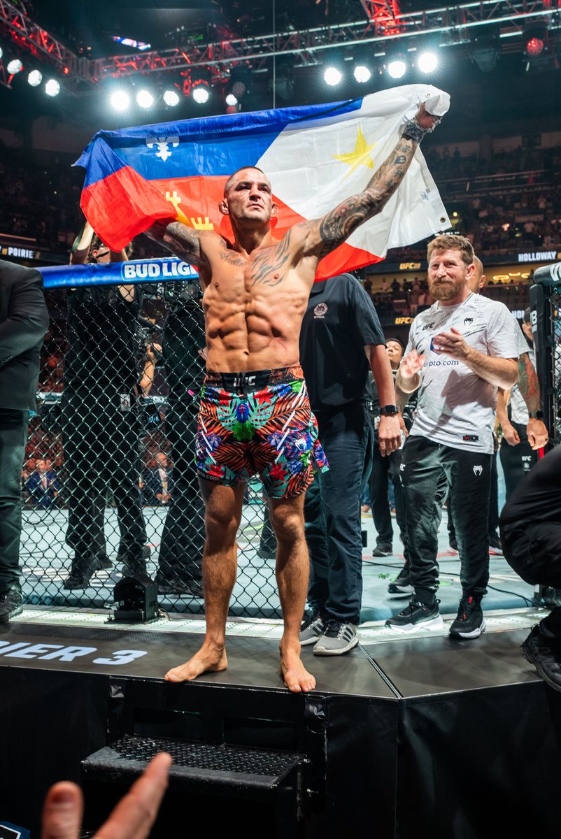UFCEspanol's tweet image. Una verdadera leyenda del deporte @DustinPoirier 🫡💎 #UFC318