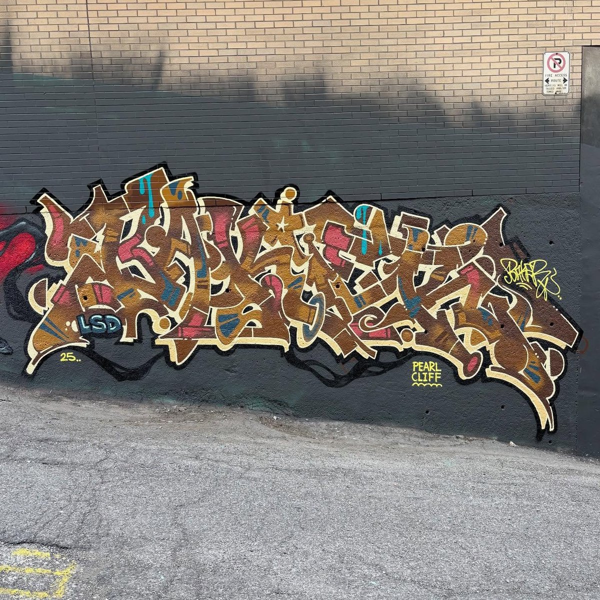 BombingScience's tweet image. BAKER @baker.lsd
#baker #bakergraffiti #toronto #torontograffiti #letters #style #graff #graffitiart #spraypaint #bombingscience