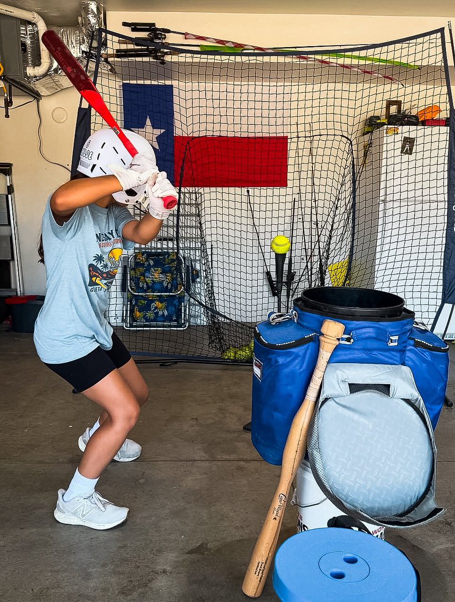 CamWoodBats's tweet image. Tell me you’re increasing power and exit velocity without telling me you’re increasing power and exit velocity. 💪💥🥎
#power #exitvelocity #hitting #training #softball #youthsoftball #exitvelocitychallenge