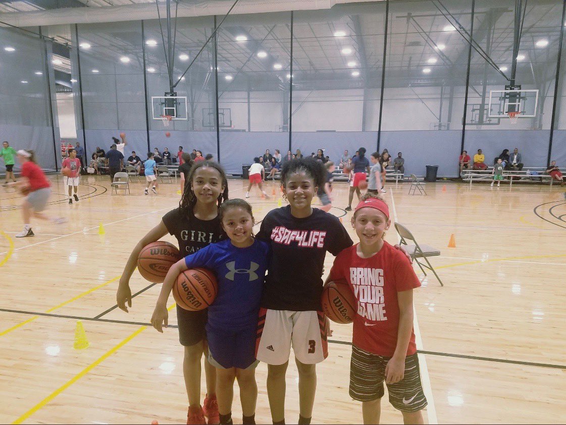 beyaachase_'s tweet image. So grateful for the past 11 years with SA Finest. This program has been more than basketball-it’s shaped me as a player and person. The memories, friendships, and lessons will last a lifetime. Forever grateful, SAF4L. @SAFinestbball