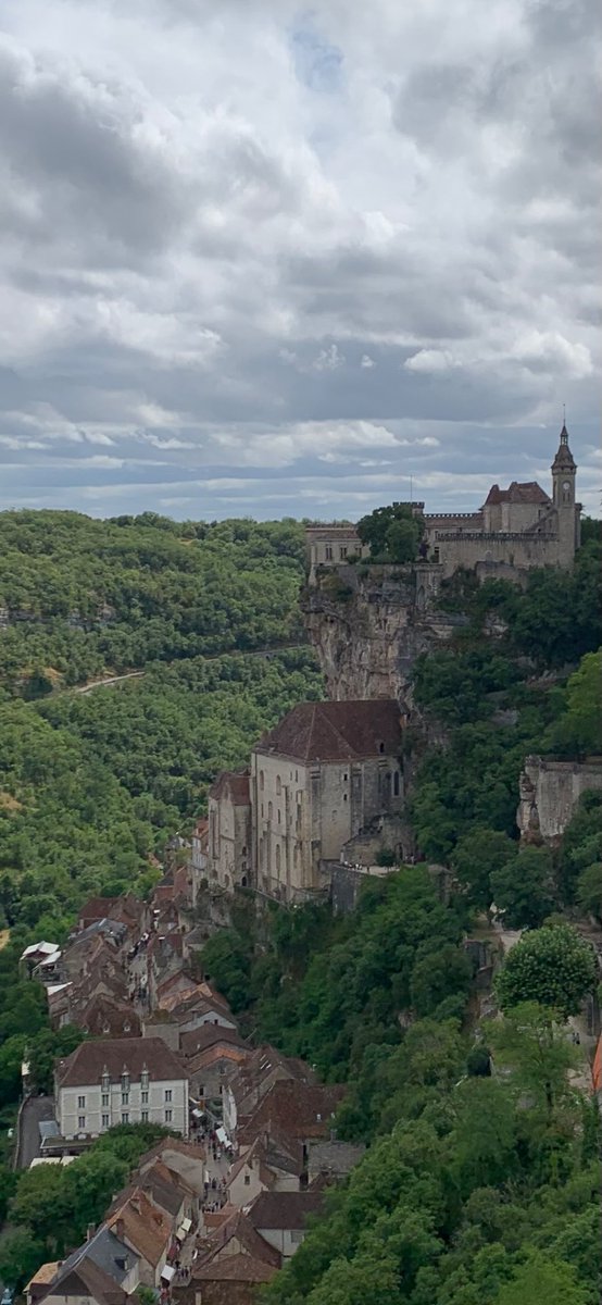 siphanus's tweet photo. @PerseusLeGrand Escapades lotoises aujourd’hui, Rocamadour et gouffre de Padirac. https://t.co/wGDTAQRj2L