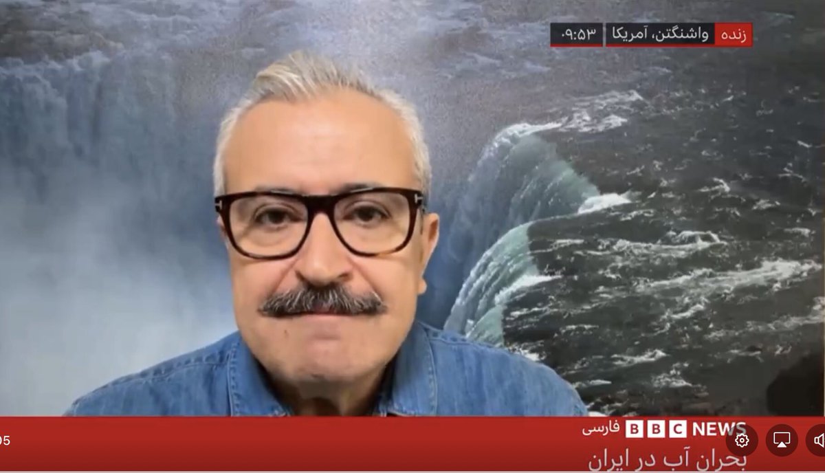 mollah's tweet image. رگین غلتان پفیوز مثلا آمده درباره بحران آب حرف بزند، میگفت: امیدوارم اپوزیسیون برای حل بحران آب به دنبال استفاده از F35 نباشند!
یعنی این تجمع کثافت، از هر فرصتی استفاده می کند تا یک جفتکی به اپوزیسیون بزند.