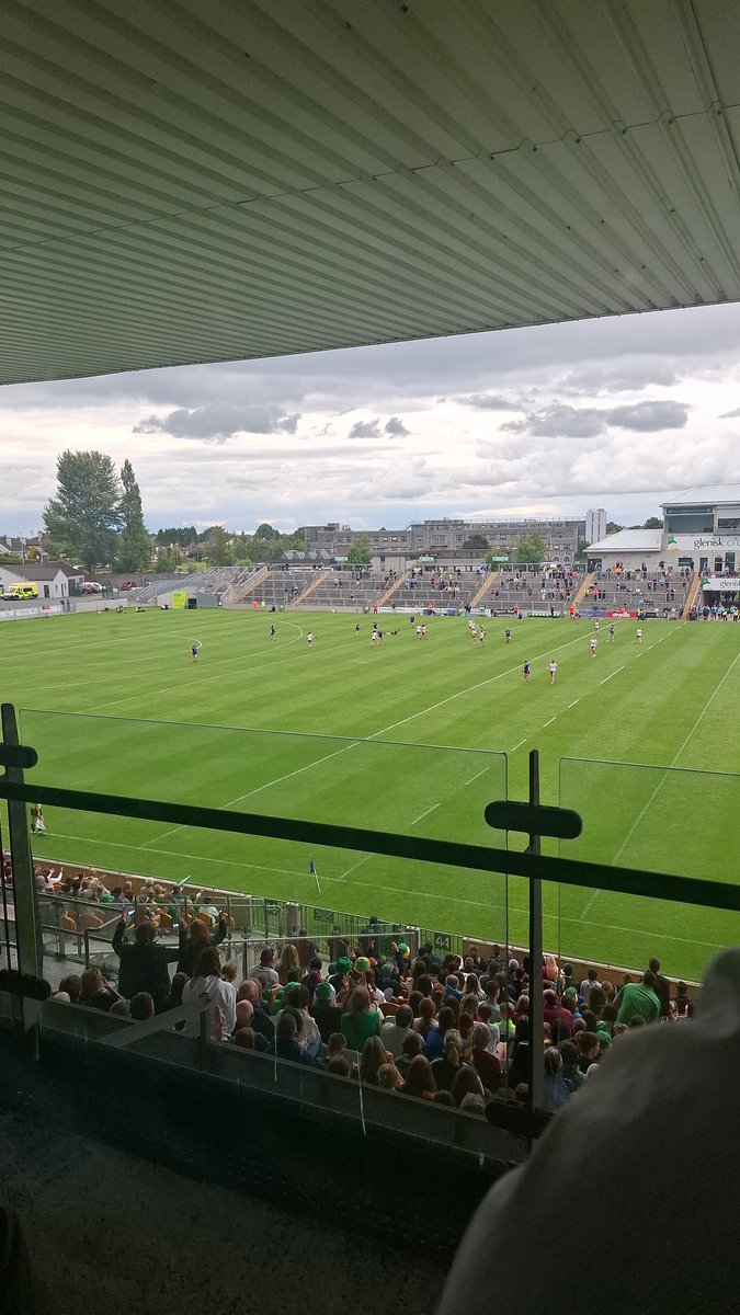 Roll on <a href="/LadiesFootball/">Ladies Football</a> senior finals - 2 cracking semi finals yesterday evening in tullamore
Congrats to <a href="/meathladiesMLGF/">Meath LGFA</a> &amp; <a href="/dublinladiesg/">DublinLGFA</a> 
Enjoyed co comm with <a href="/PaMulSport/">Pádraig Ó Maolchathaigh</a> <a href="/RTEsport/">RTÉ Sport</a> for #dubgalw