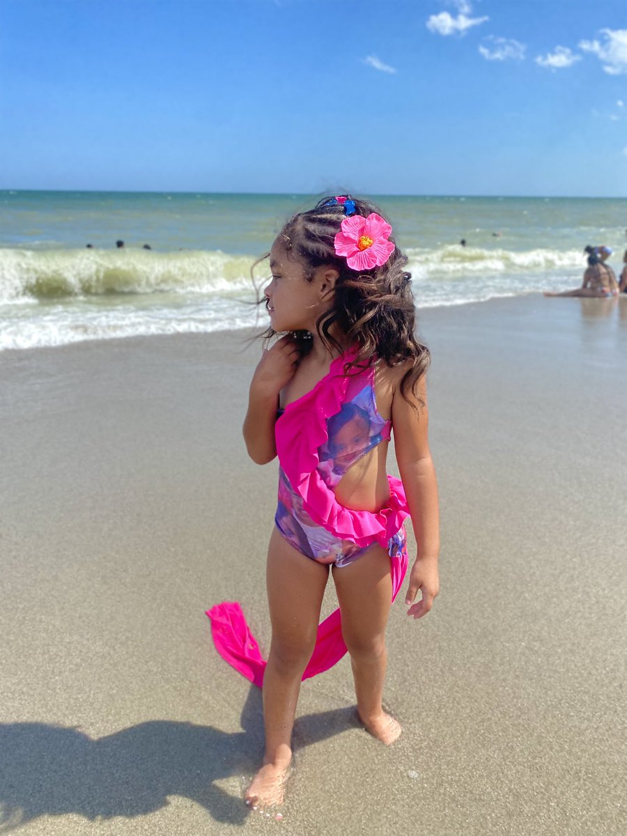 anorafromda9's tweet image. My baby enjoyed her birthday weekend 💓🎉🌺🌊 #cancerSZN #thebig5 #stitchandangel