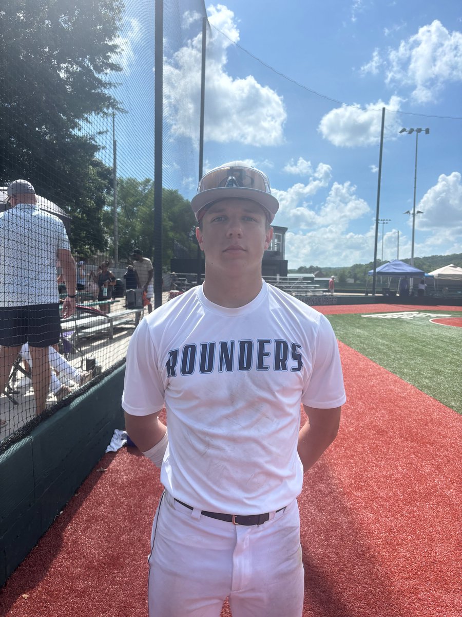 FiveToolAR's tweet image. F: Bullpen Baseball Rounders 5, Kansas Blackhawks 2
PoG: @elimorris24 1-1, RBI