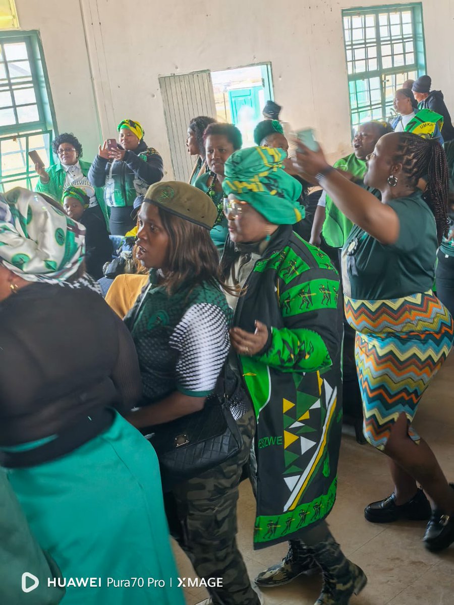 MkhontoweSizwex's tweet image. ✨ A Day of Power, Purpose, and Remembrance
On 20 July 2025, women of the MK Party gathered at Woodford Community Hall for the MKWL Launch Activation Programme, hosted by Uthukela Region in collaboration with other regions.
National Convenor Cde Nothando Shozi delivered a…