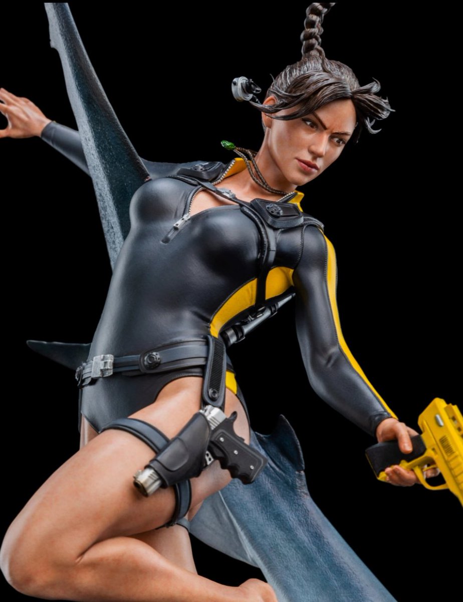 RaidersSociety's tweet image. 🦈Closer look at the brand new Lara Croft statue by @WetaWorkshop