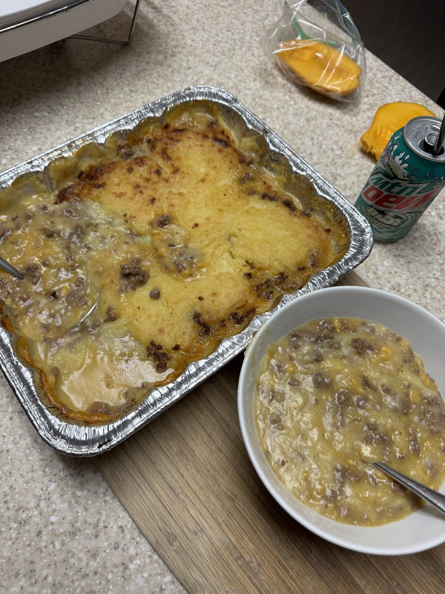 FadeN2Gaming's tweet image. Time to bless this amazing home cooked meal 🫶prepared by my amazing mother ♥️ wash it down with a ol so crisp Baja Blast 🍹 #crushmode #thisistheway #dinner #motherapproved #food