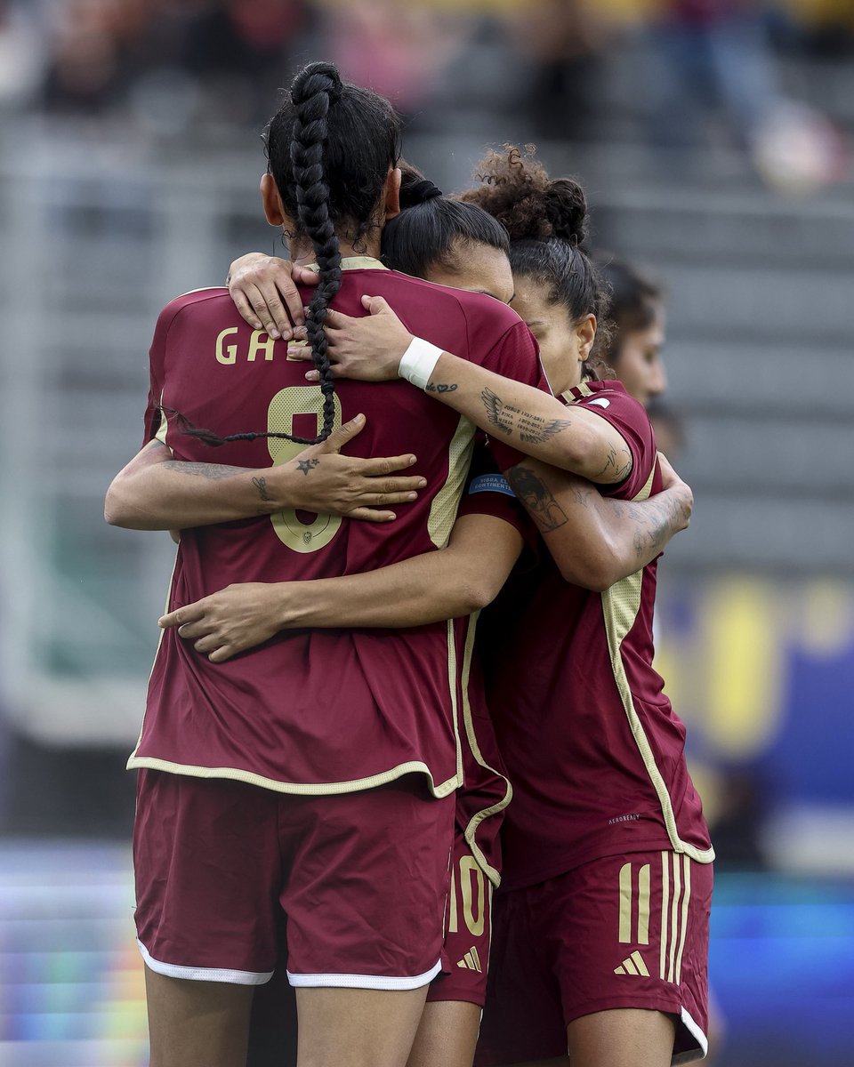 AtletiFemenino's tweet image. ¡Gol y asistencia de @Gaby11ags en la victoria de Venezuela 🆚 Bolivia!