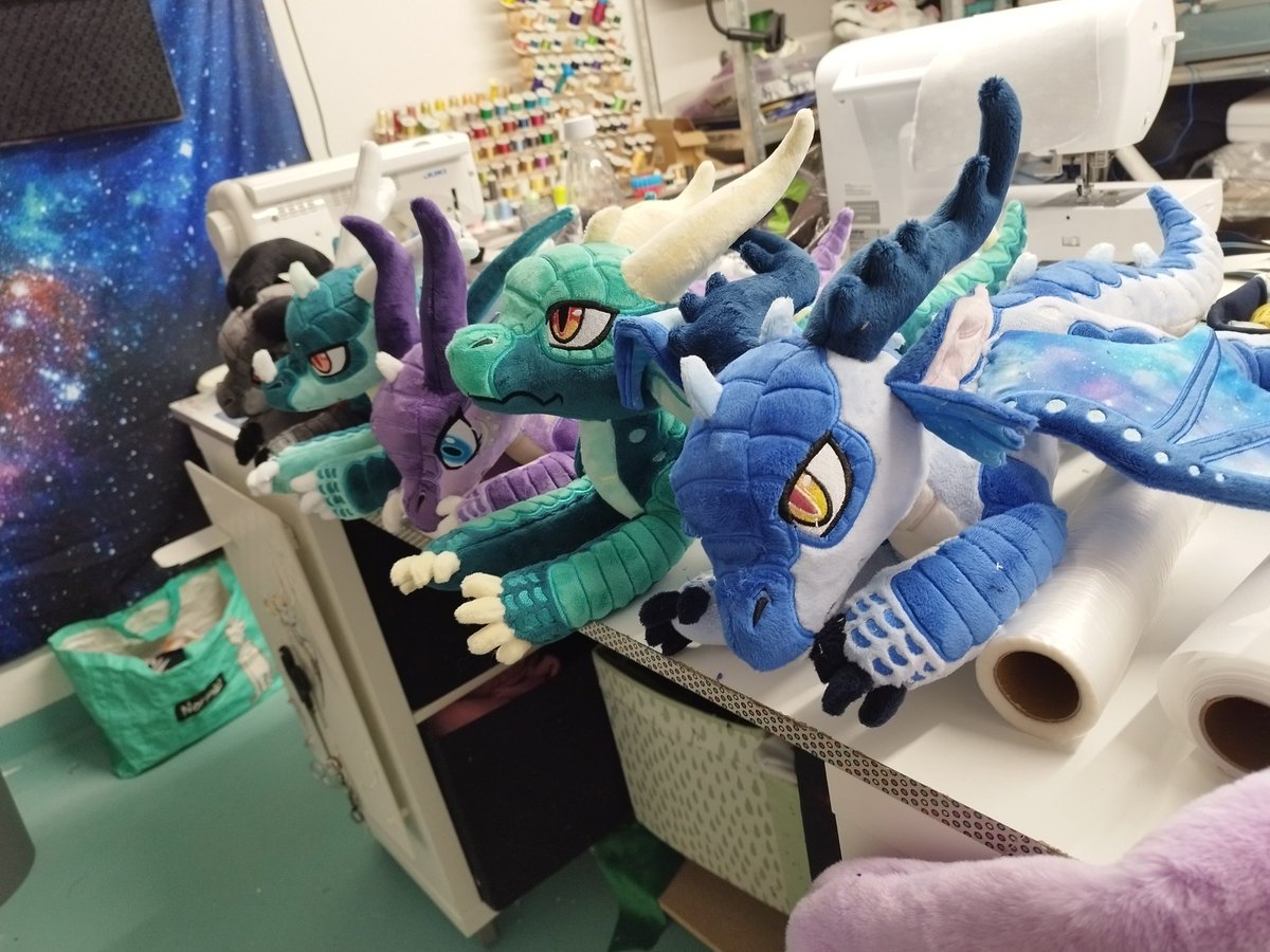 Azaako2's tweet image. Thihi