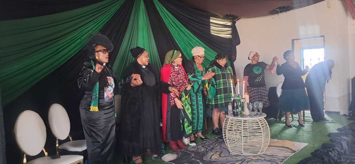 MkhontoweSizwex's tweet image. ✨ A Day of Power, Purpose, and Remembrance
On 20 July 2025, women of the MK Party gathered at Woodford Community Hall for the MKWL Launch Activation Programme, hosted by Uthukela Region in collaboration with other regions.
National Convenor Cde Nothando Shozi delivered a…