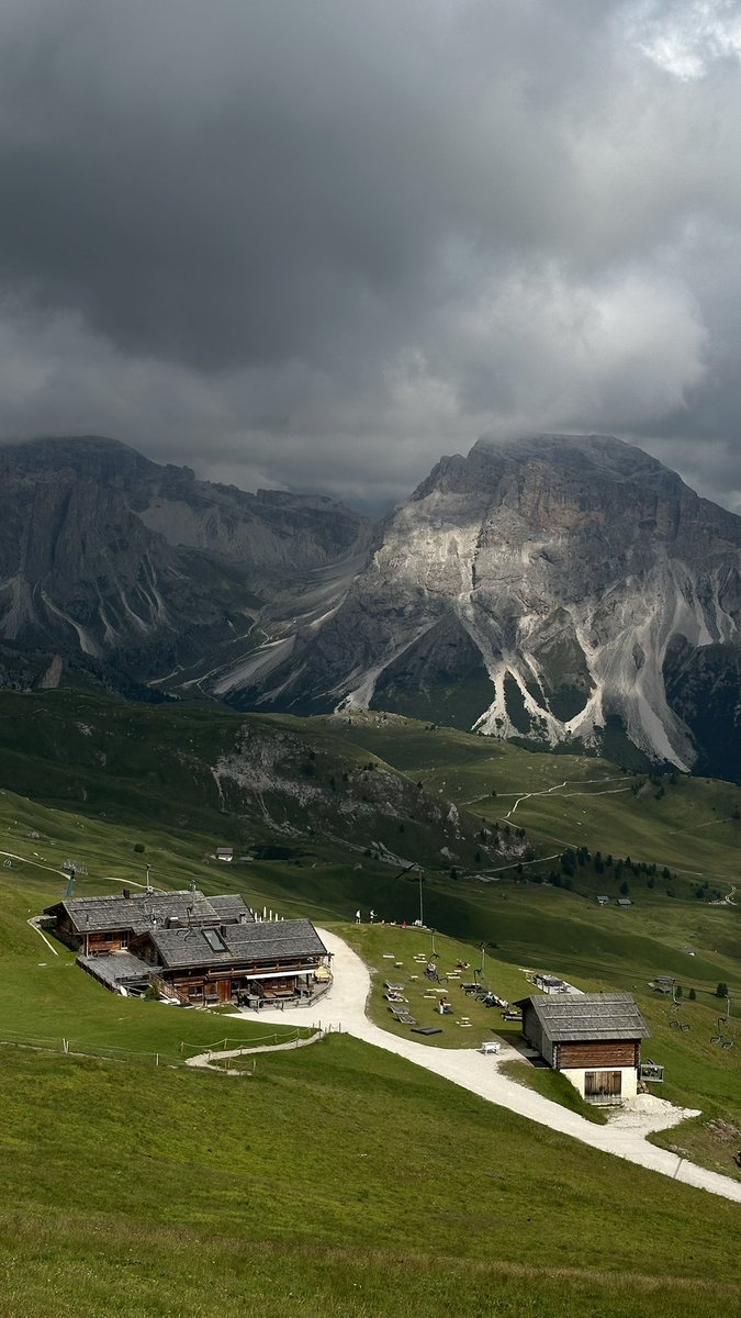 أسِيل🌧 tweet media