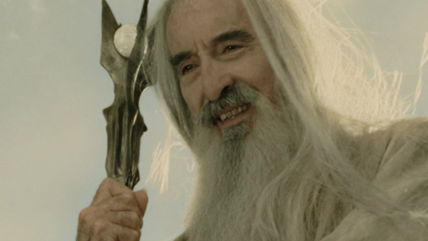 SoCal_Chemistry's tweet image. 22 years later, I still don't know why they cut Saruman from the theatrical version of Return Of The King.