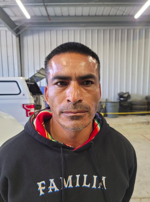 BillMelugin_'s tweet image. NEW: Border Patrol tells @FoxNews records checks reveal that of the 11 illegal aliens they arrested in a raid at a Sacramento Home Depot on Thursday, five have a criminal history, of which three are convicted felons, including a fentanyl trafficker & a sex offender who fled from…