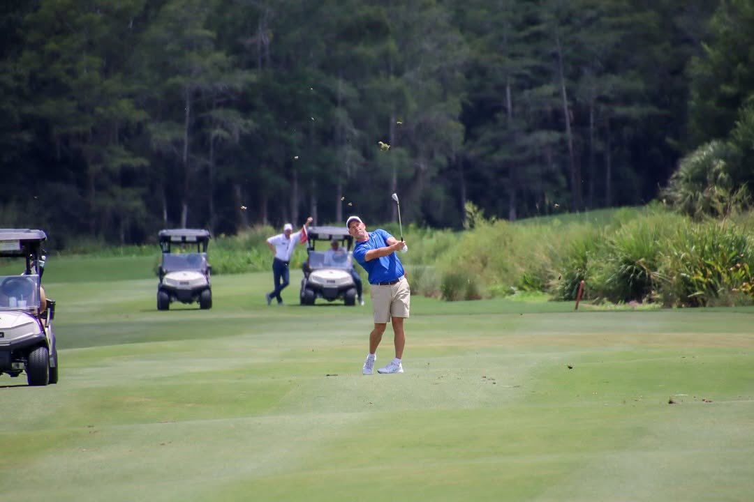 GatorsGolf's tweet image. A coach that can do both. 🔥👀

Congrats to Head Coach @realjcdeacon on winning the Florida Open Championship for the 𝐓𝐇𝐈𝐑𝐃 𝐓𝐈𝐌𝐄 🏆🏆🏆

#GoGators 🐊 x @FloridaGators