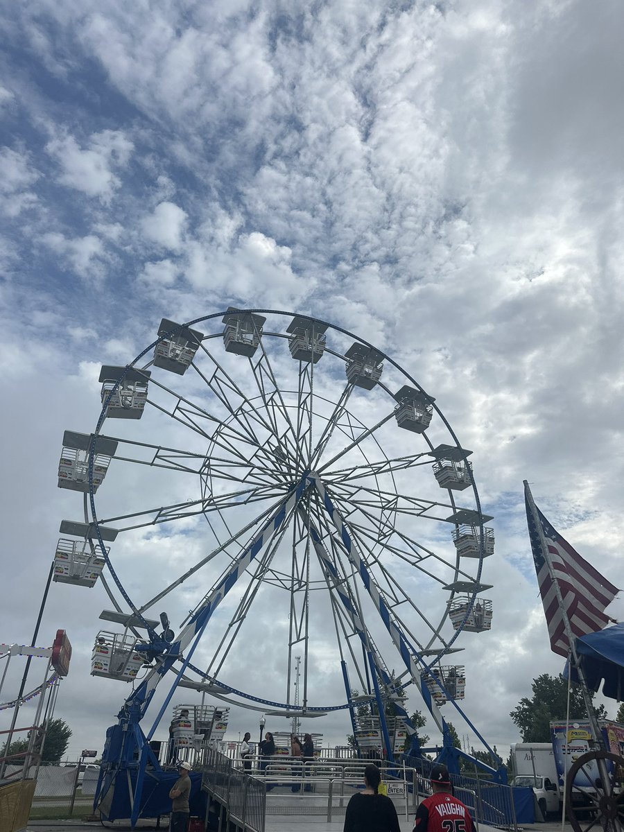 Happy Festival of the Lakes Day 5! Perfect weather for food, games, and more! #FOTL2025