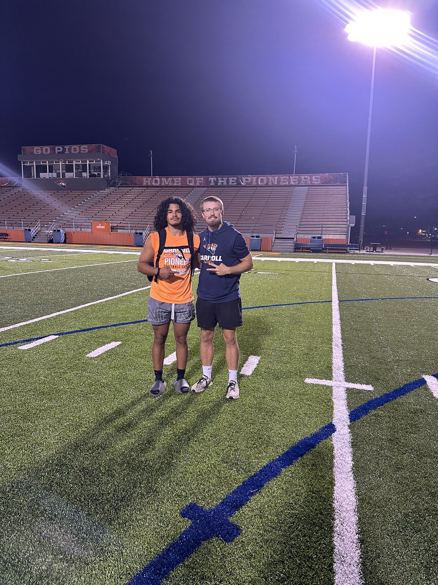 Alejandro13Ale7's tweet photo. Wanted to thank @CoachJCase for working with me and shouting me out for best rb and thanks to @CarsonCrouch11 for helping me out as well, looking forward towards our future and with the programs  @piofootball @MJ_NFLDraft https://t.co/Wzt6MqjRox