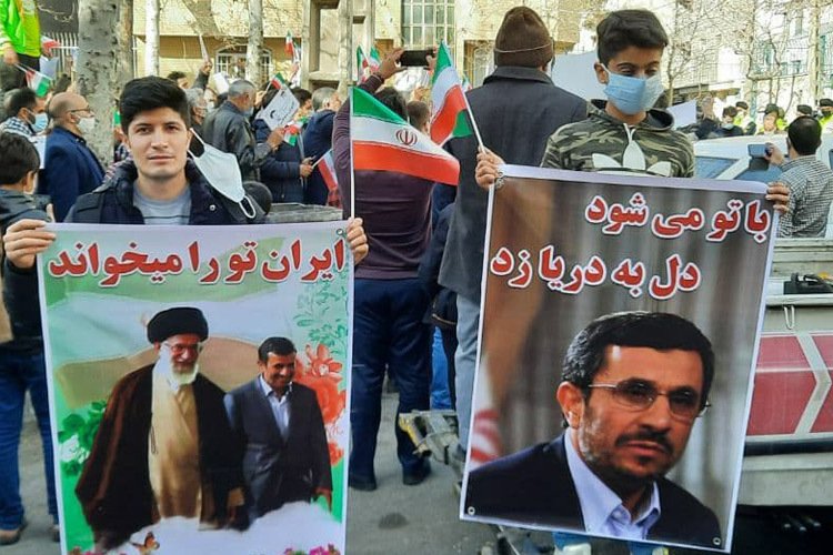 mohamadimani54's tweet image. دکتر #احمدی_نژاد با مردم زندگی میکند و دوست دارد کنارشان باشد
ایشان با طبقه الیگارشی مخالف است و مردم ایران او را دوست دارند
Dr. #Ahmadinejad lives among the people and likes to be by their side
He is against the oligarchic class,and the people of Iran love him.
#بهار
#Viva_Iran