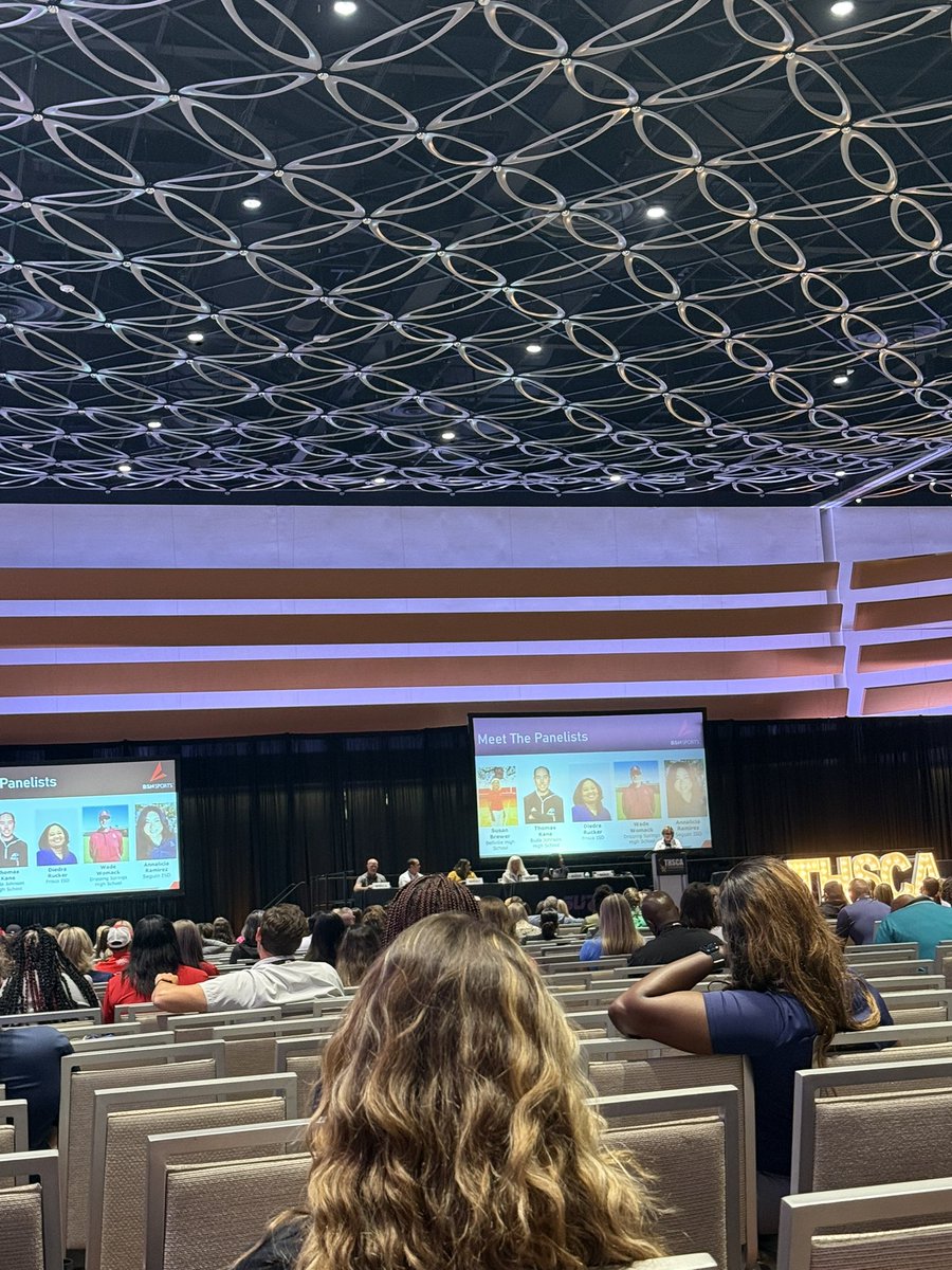 “We’re not just developing athletes but future leaders” 
#PoweringGirlsForward #CoachingSchool #THSCA