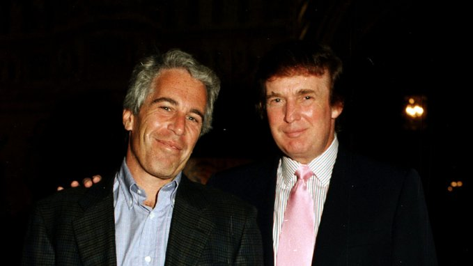 NewsWire_US's tweet image. Former Epstein employee says she told F.B.I. in 1996 and 2006 about troubling encounter with Donald Trump — NYT