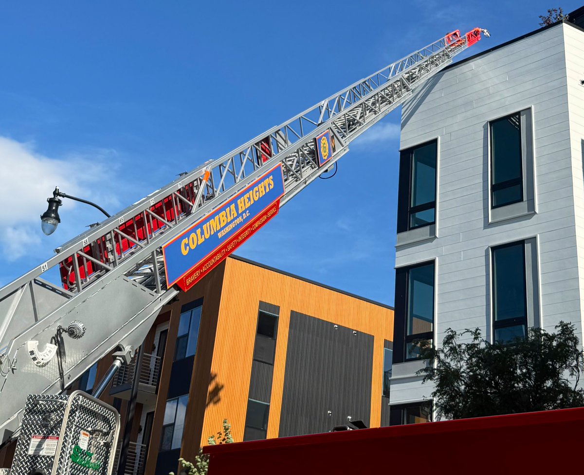 dcfireems's tweet image. Box Alarm unit block Kennedy St NW. Fire basement apartment in 4 story occupied apartment building. Fire extinguished with no extension. No injuries reported. Air unit requested. #DCsBravest