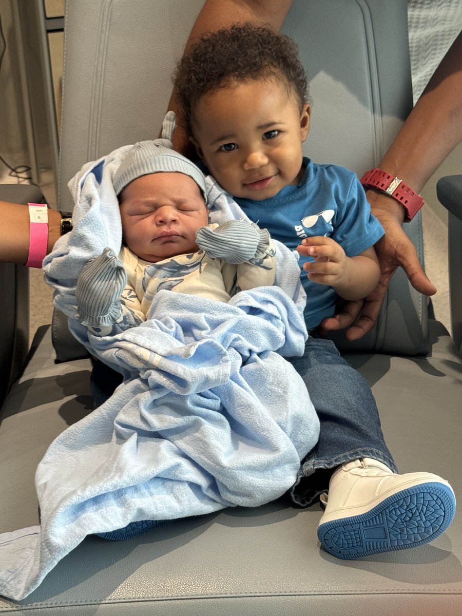 𝓘𝓻𝓶𝓪 𝓑🖤🤍 tweet media