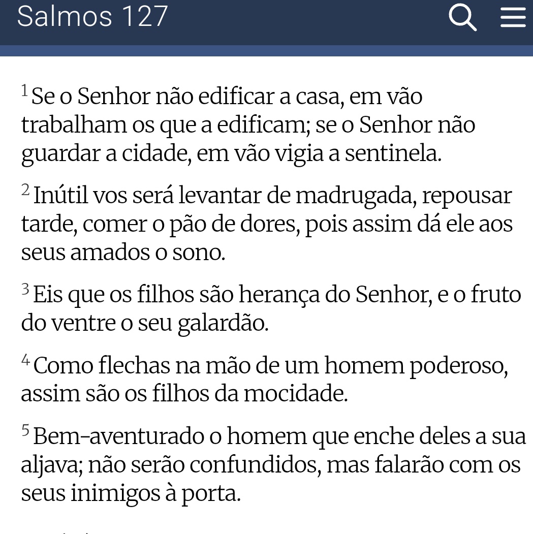 ✝️ Salmo 127, atribuído a Salomão, é enfatiza a soberania de Deus na construção e na vida familiar. Ele destaca que todo esforço humano é vão sem a bênção divina, tanto na edificação de uma casa quanto na segurança de uma cidade. O salmo também celebra os filhos como uma herança.