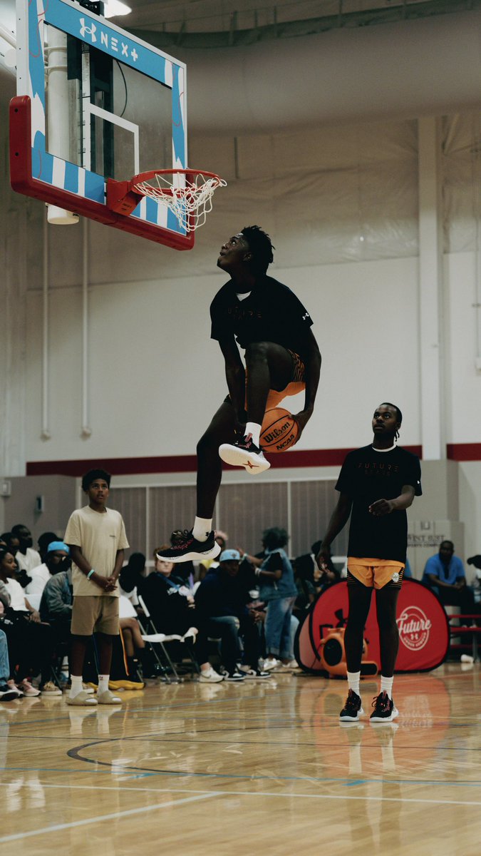 circuitfuture's tweet image. 𝓘𝓽’𝓼 𝓢𝓱𝓸𝔀𝓽𝓲𝓶𝓮! 🍿
The Next Generation of Stars are all set to take the Stage in Chicago 😮💨
📸: @latraayfilms
#UAnext #UArise