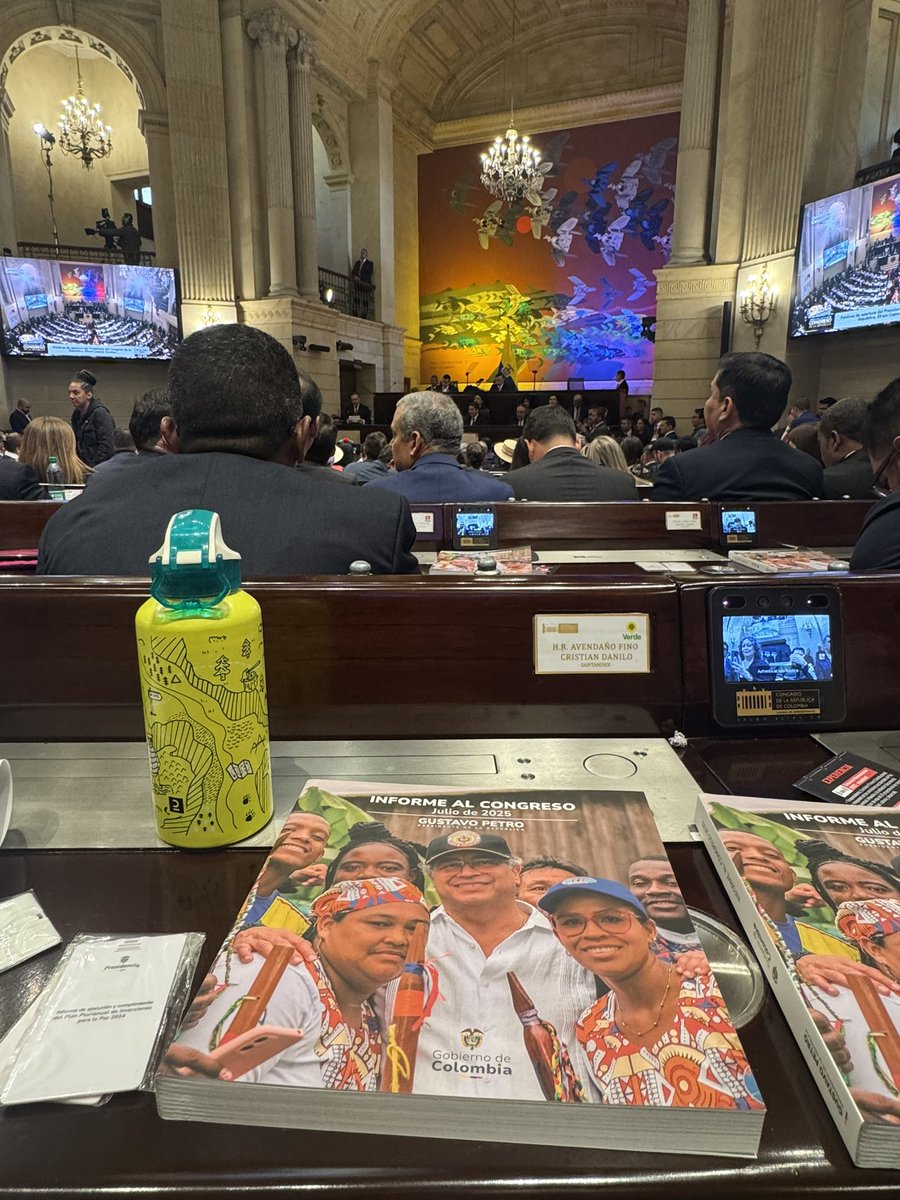 Angélica Lozano Correa tweet media