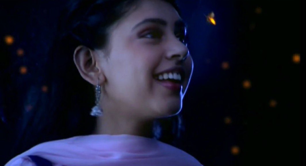 itnisibaat_'s tweet image. happy nandini murthy day!🤍 11 years of this bbg still being the best itv girlie🫶🏻

#nandinimurthy #11YearsOfKYY