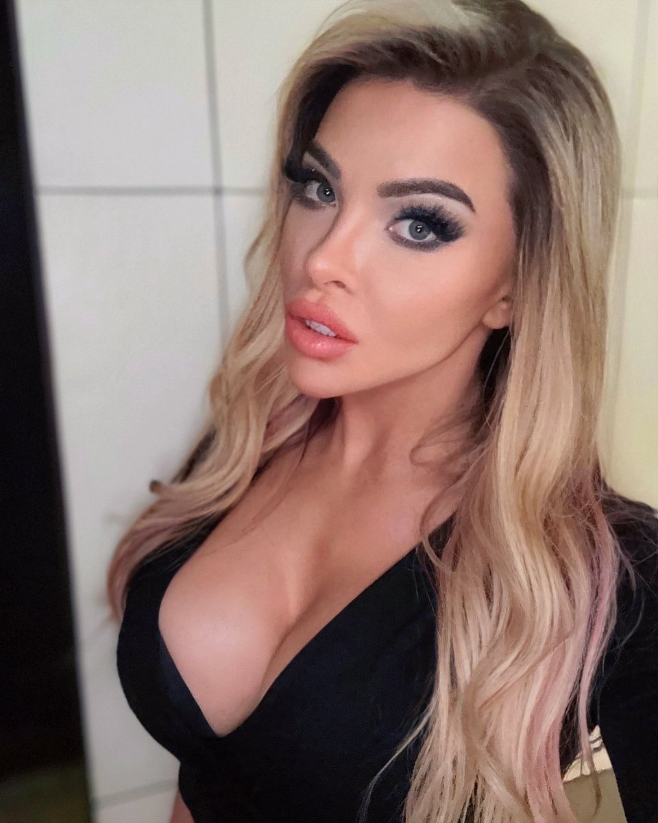 RealNMarkova's tweet image. What’s your favorite way to spend a Sunday? 🥰