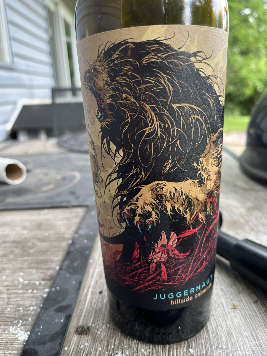 ErnestBoehm's tweet image. Was ok with Bbq , sweet plummy jammy note, simple strong tannins , worth a watch the 20 I paid not a penny more. Does well with Lamb ,sure it would go with a steak. 88 /100 better than their Pinot.
@OldWhit04471679 @IAmMicMars @Porkchop_EXP @PaulPortesi @MatiosTV @lilchiva