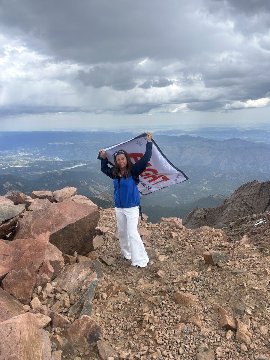 ctycka's tweet image. I’ll keep Climbing and Fighting for More Living LIFE big and bold TIME! #researchsaveslives #survivor #cancer #colorectalcancer #moretime @FightCRC #pikespeak