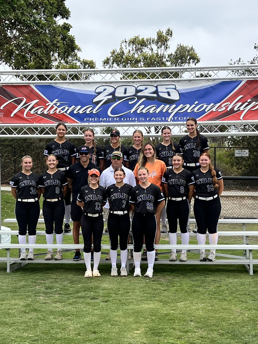peytonmhector's tweet image. 3-0 in pool! Come out and watch us play our first bracket game tomorrow bright and early at 8 AM! 🌅🌅 #keepwinning 
@MojoPardue @PGFnetwork