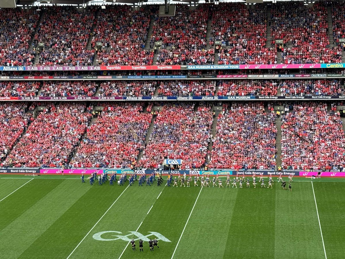 clancylisa's tweet photo. Great day @CrokePark . Well done @TipperaryGAA and very hard luck @OfficialCorkGAA . Hurling is such a great sport and it certainly was great to showcase it to the world today #HurlingFinal https://t.co/JFuay4rEy7